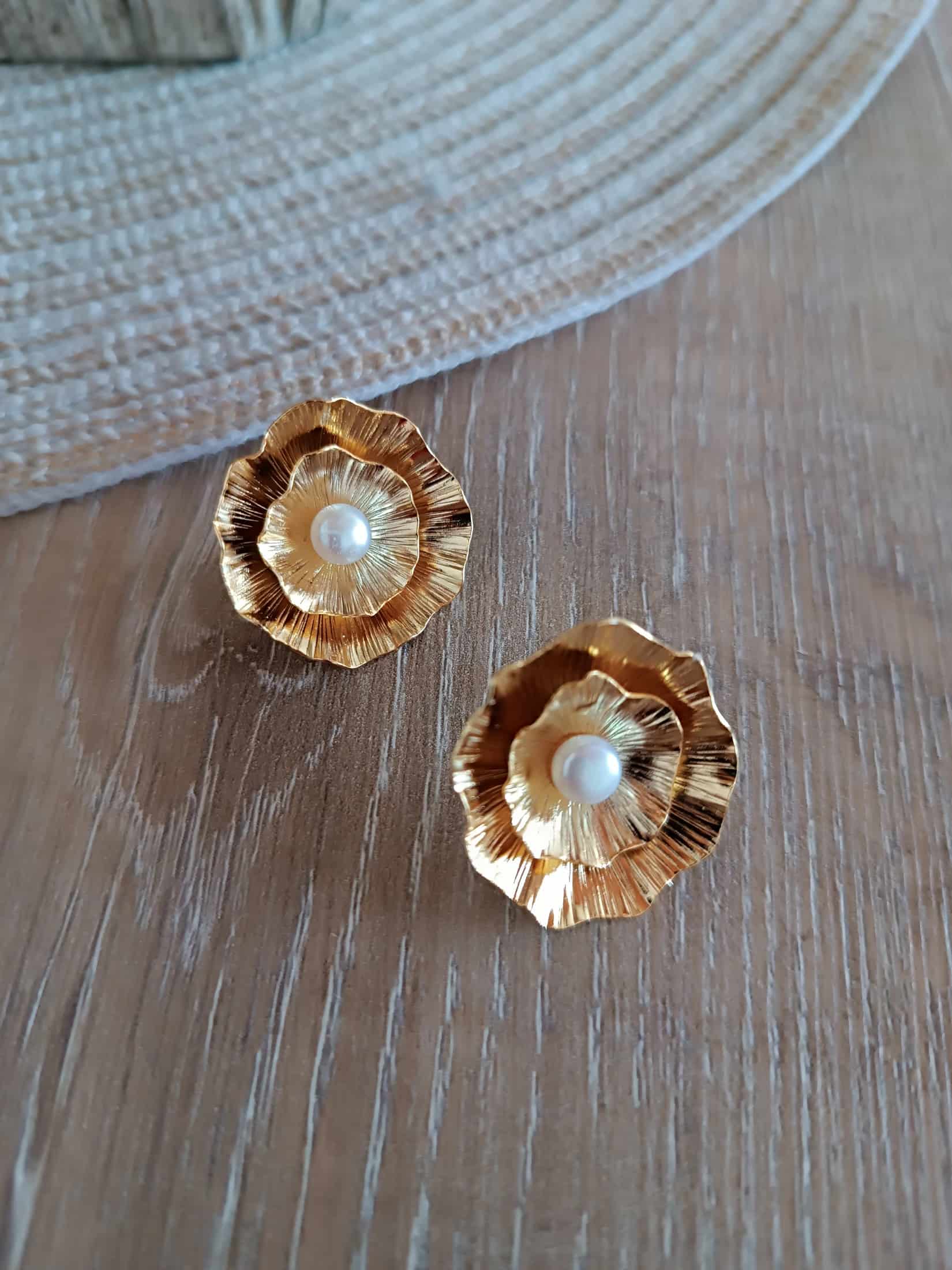 Aretes dorados con perla, Candela - miniatura 4