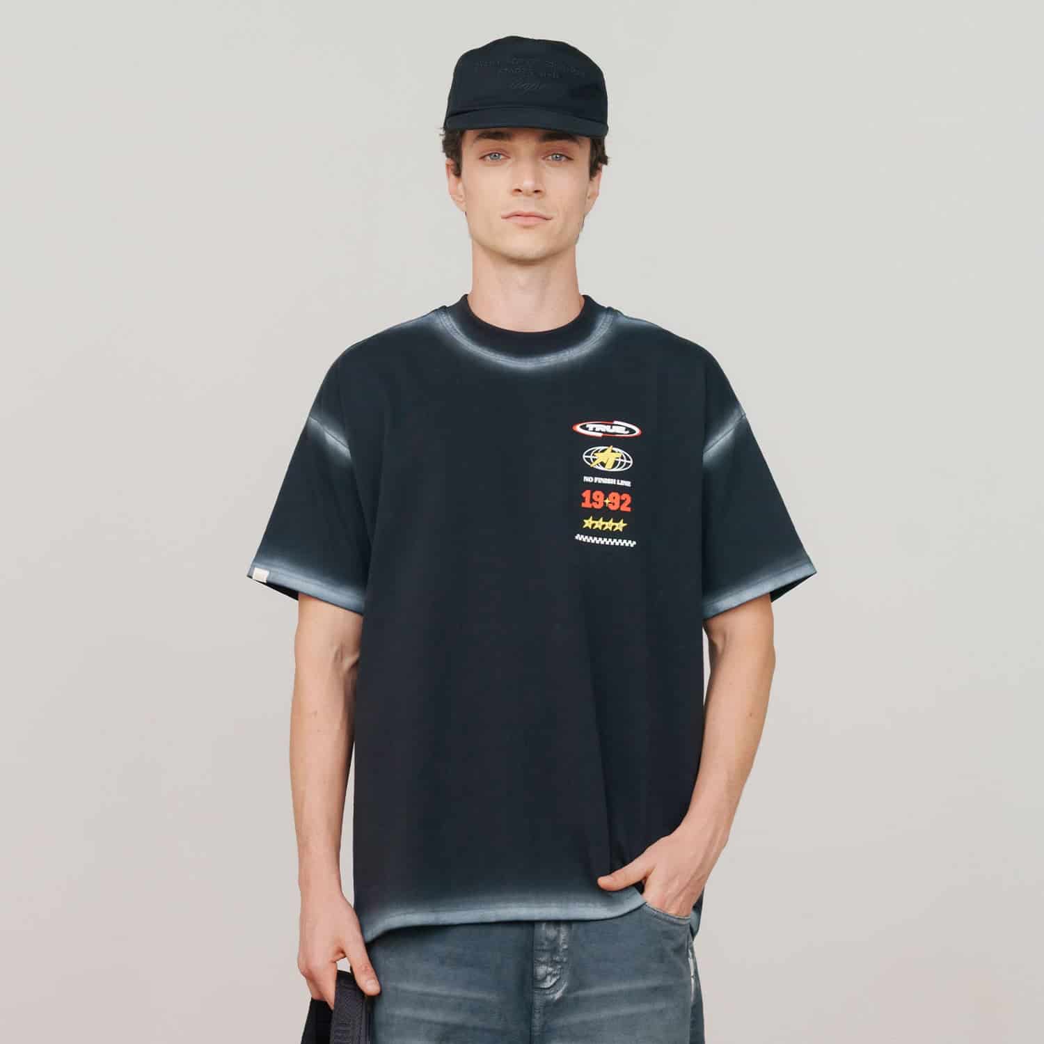 No Finish Line Oversized T-Shirt - Black - miniatura 3