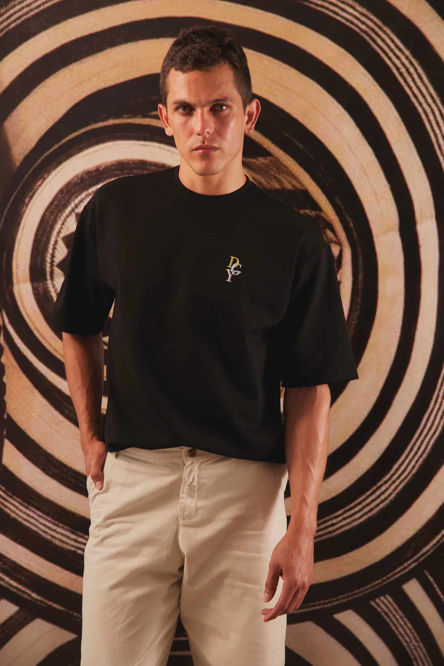 Camiseta Confort DGY Negro - miniatura 1