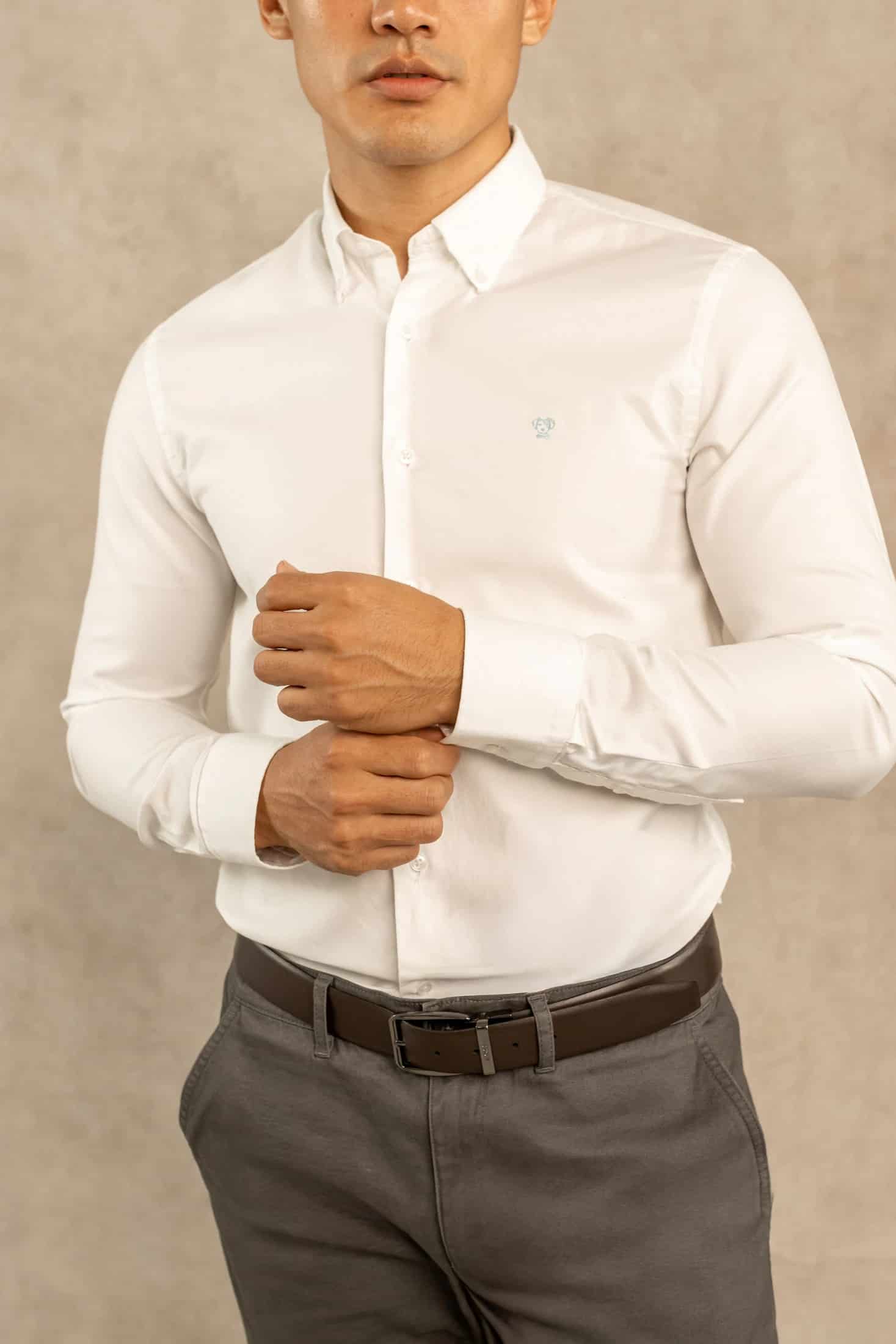 Camisa Antimanchas Oxford Blanco Logo Azul Medio - miniatura 3