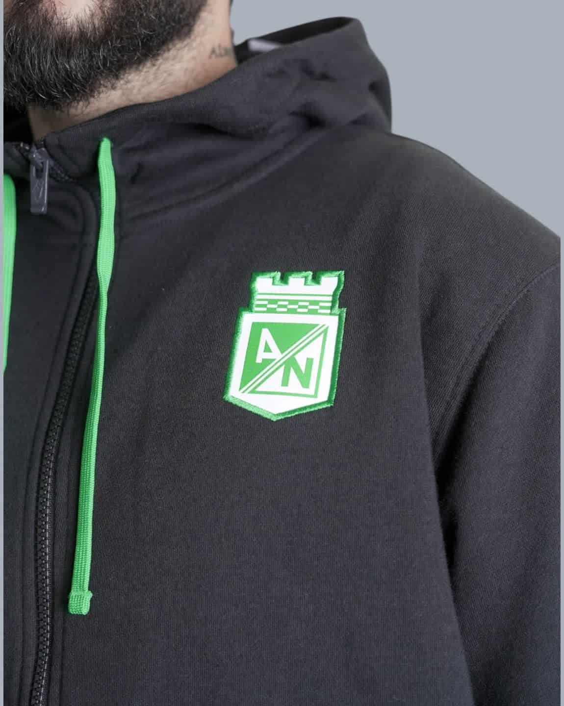 BUZO CIERRE NEGRO HOMBRE NIKE 2026 - miniatura 3