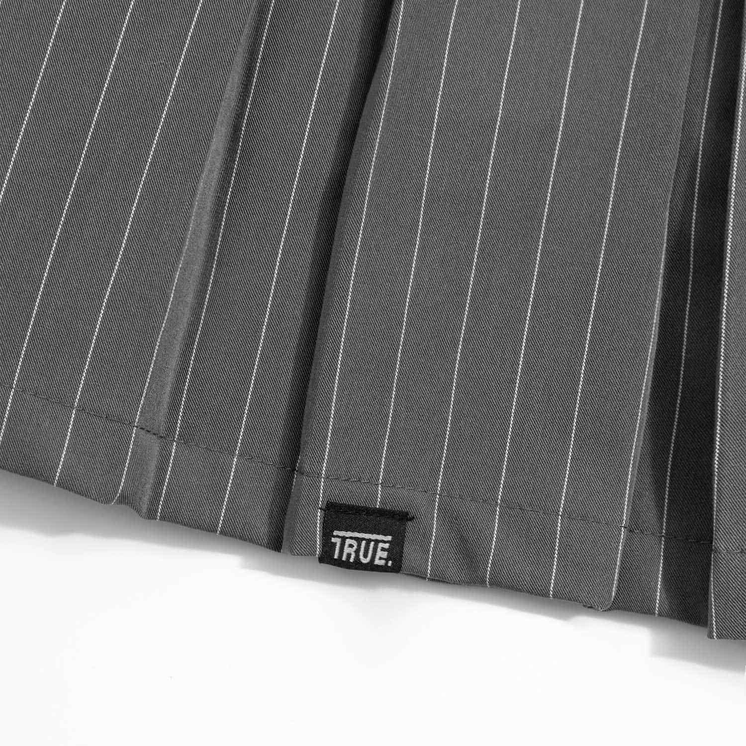 Finish Line Pinstripe Mini Skirt - Gray - miniatura 2