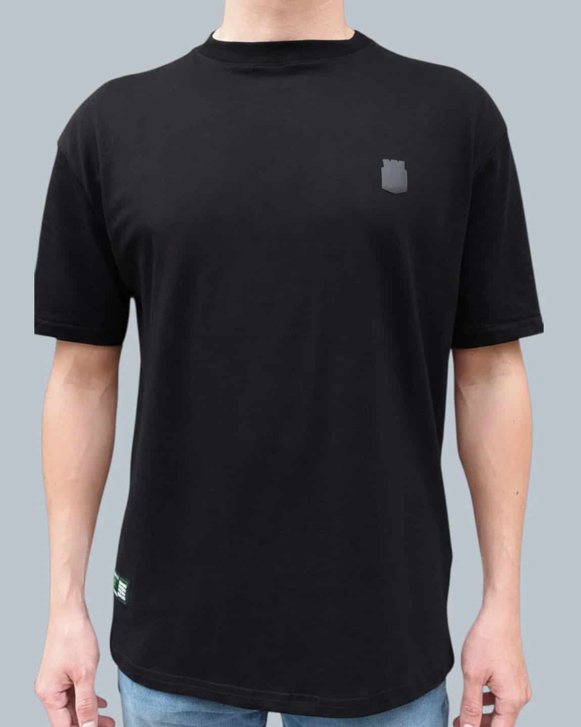 CAMISETA BASICA NEGRA ESCUDO SILUETA - miniatura 1