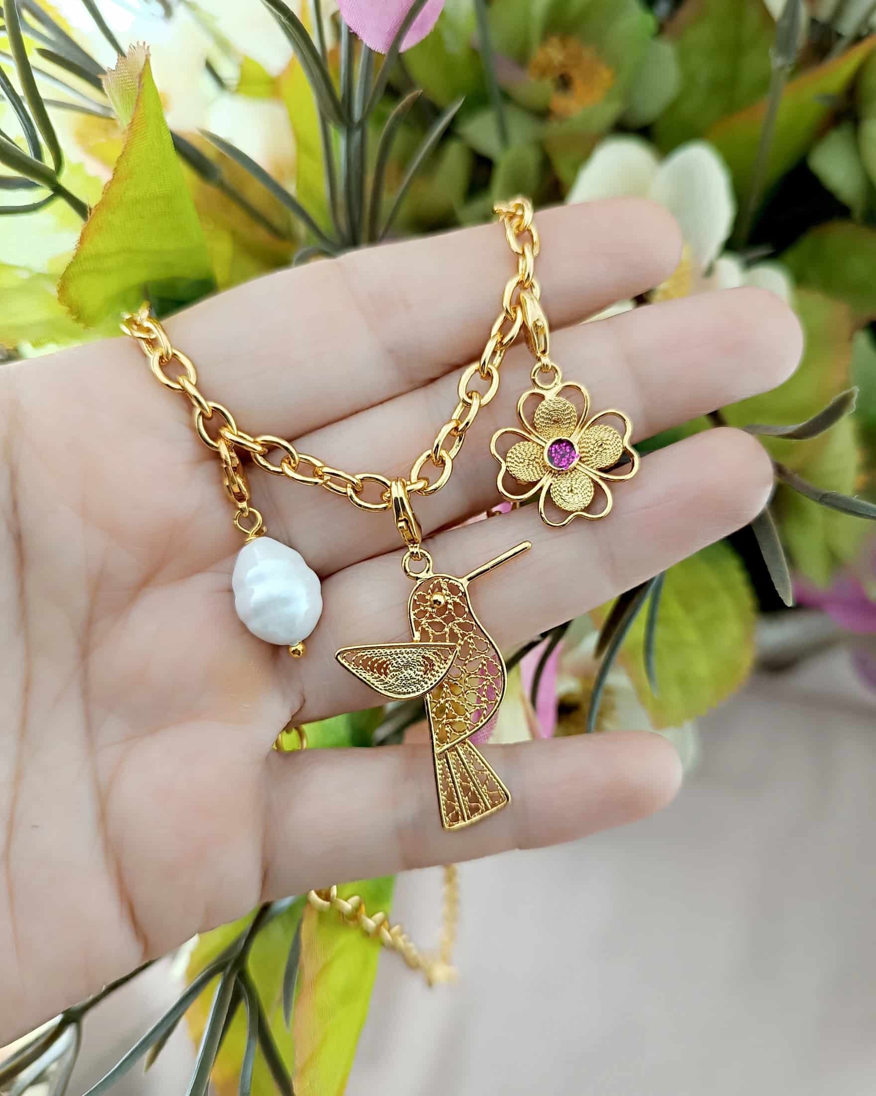 Cadena dorado y colgante en filigrana Colibrí y trébol - miniatura 3