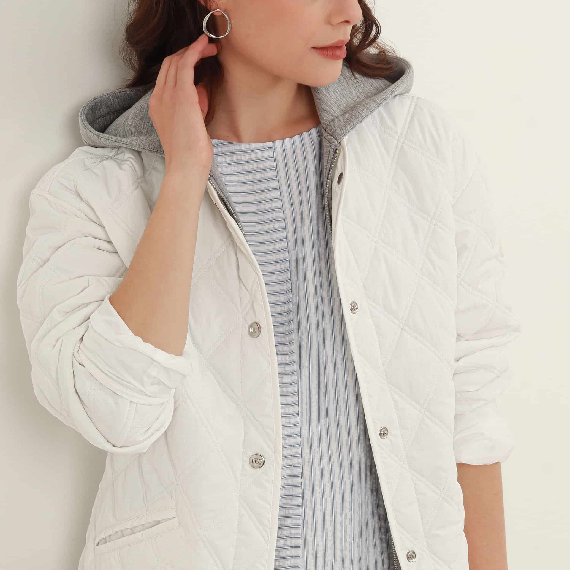 Chaqueta acolchada cuello redondo con capucha y pieza separable - miniatura 7
