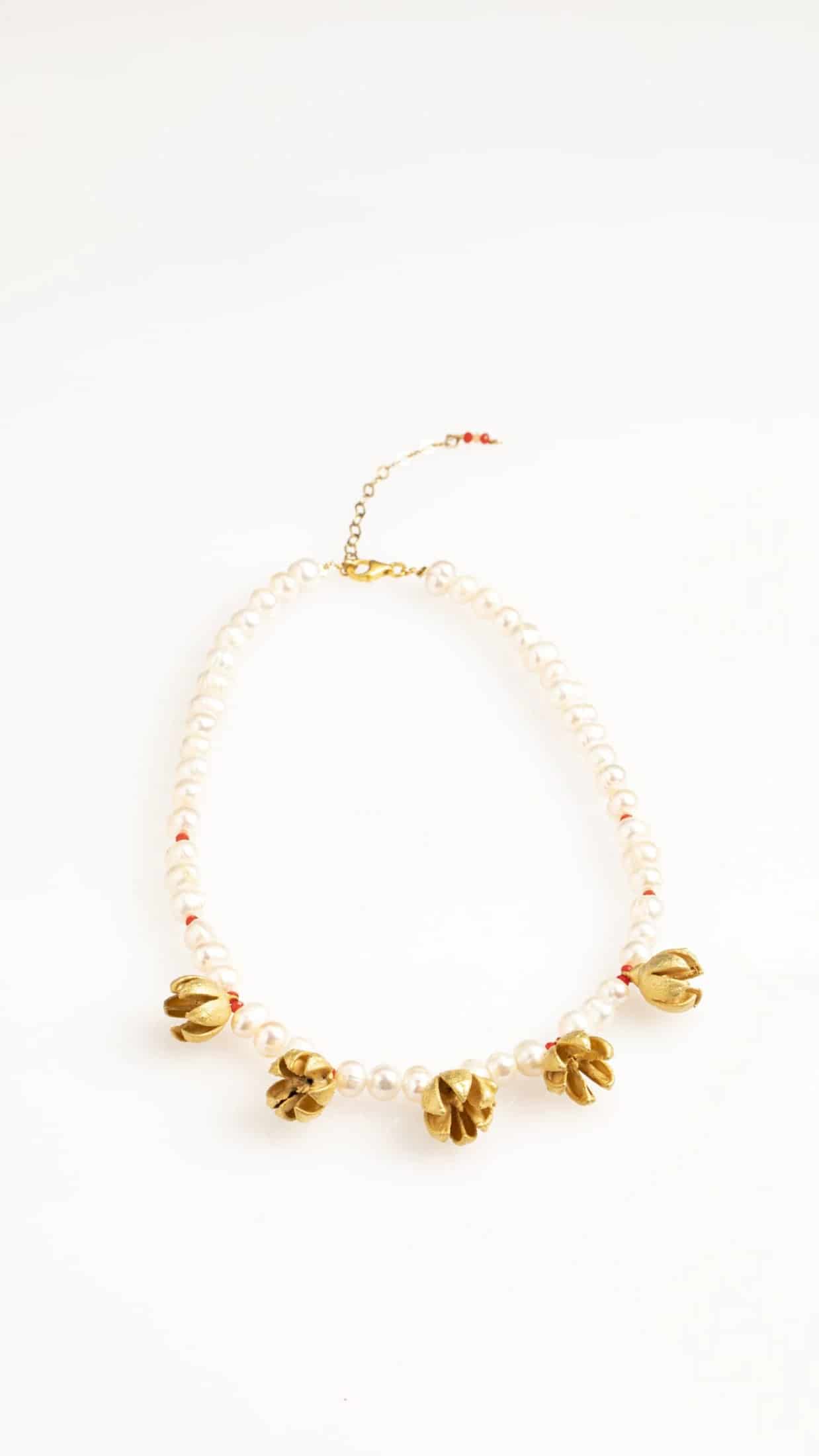 COLLAR CORTO SEMILLAS DE ENEBRO Y PERLAS - miniatura 4
