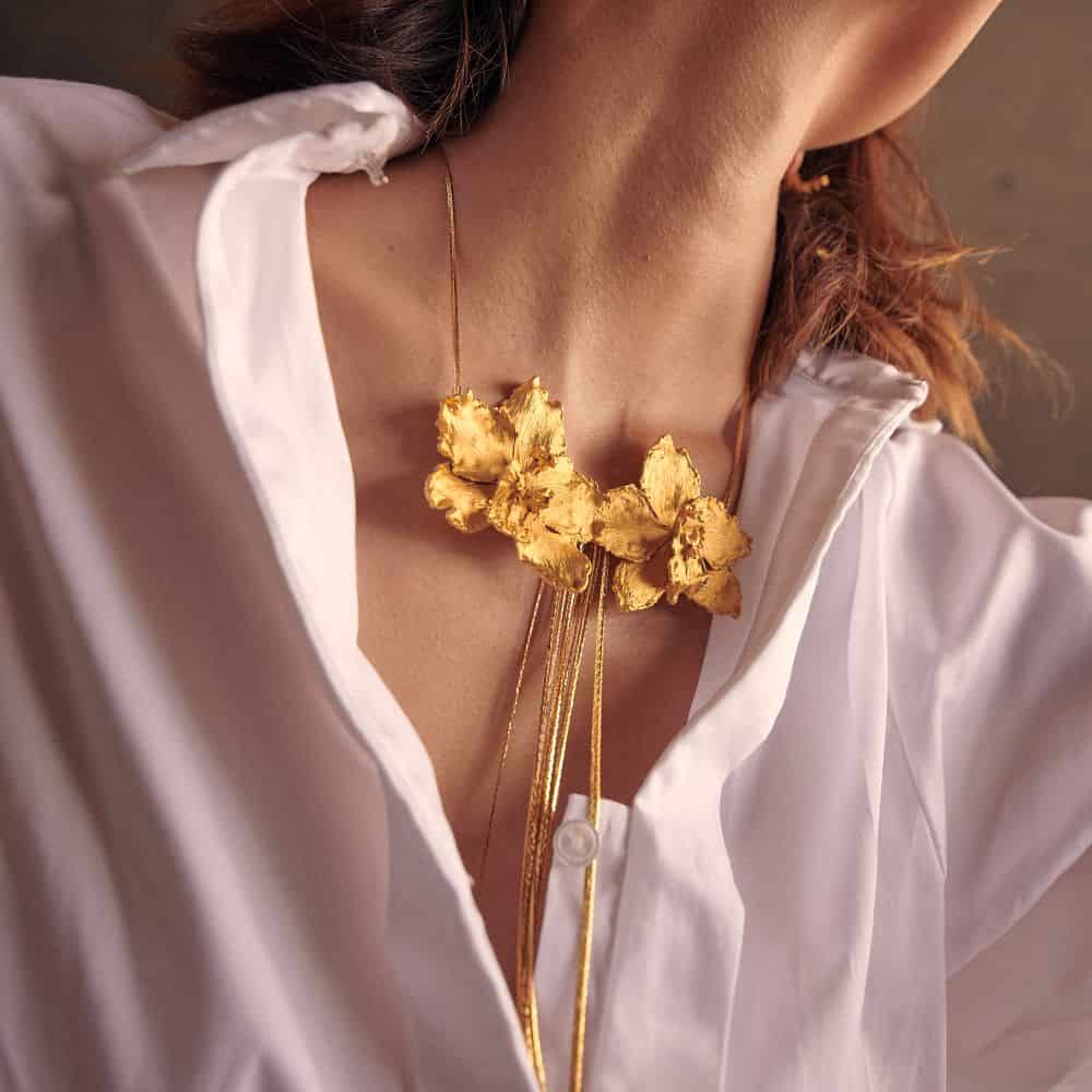 Wilsonara Orchid and Chains Necklace - miniatura 4