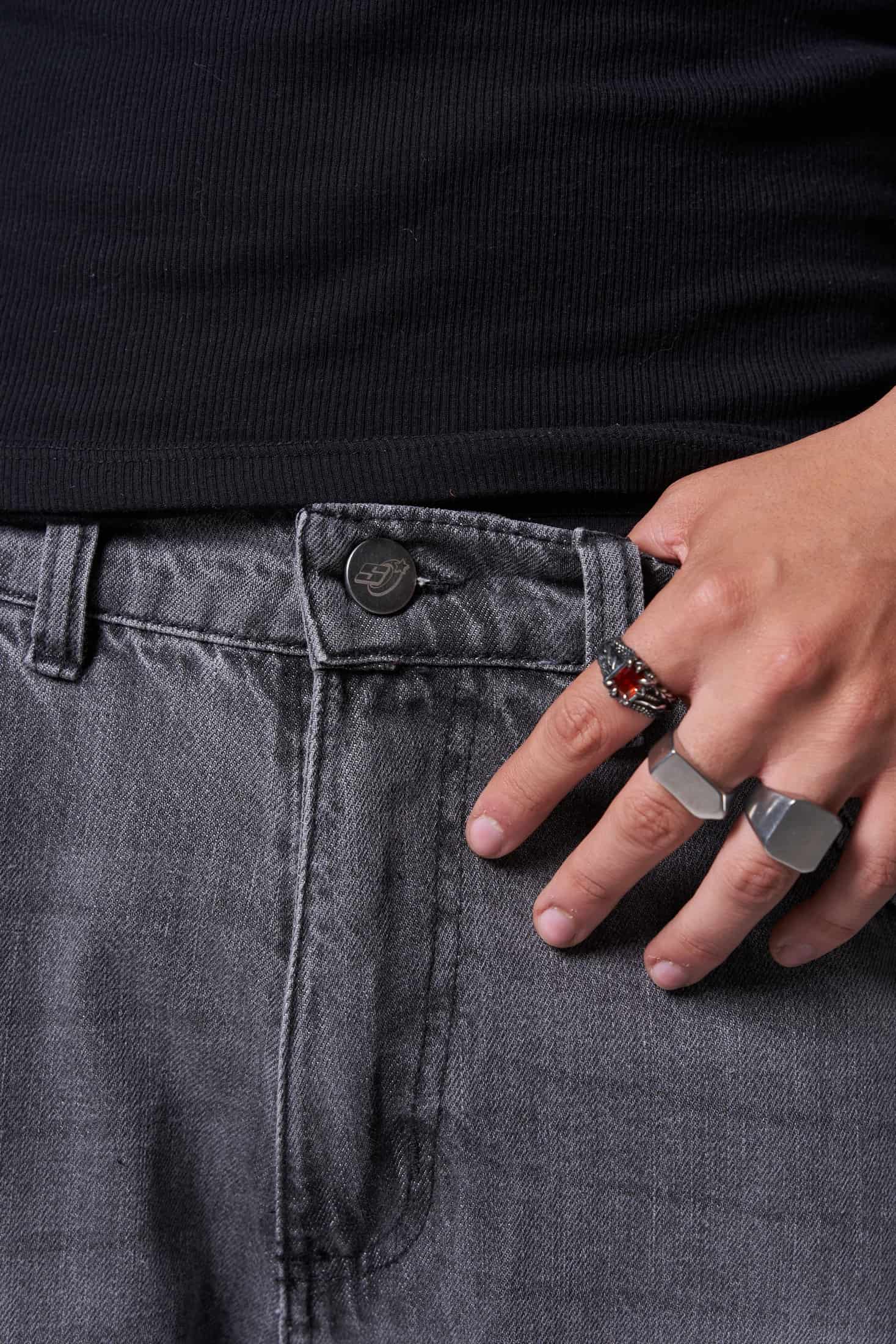 JEANS BAGGY 8 BOLSILLOS PARCHE GRIS CLARO - miniatura 5