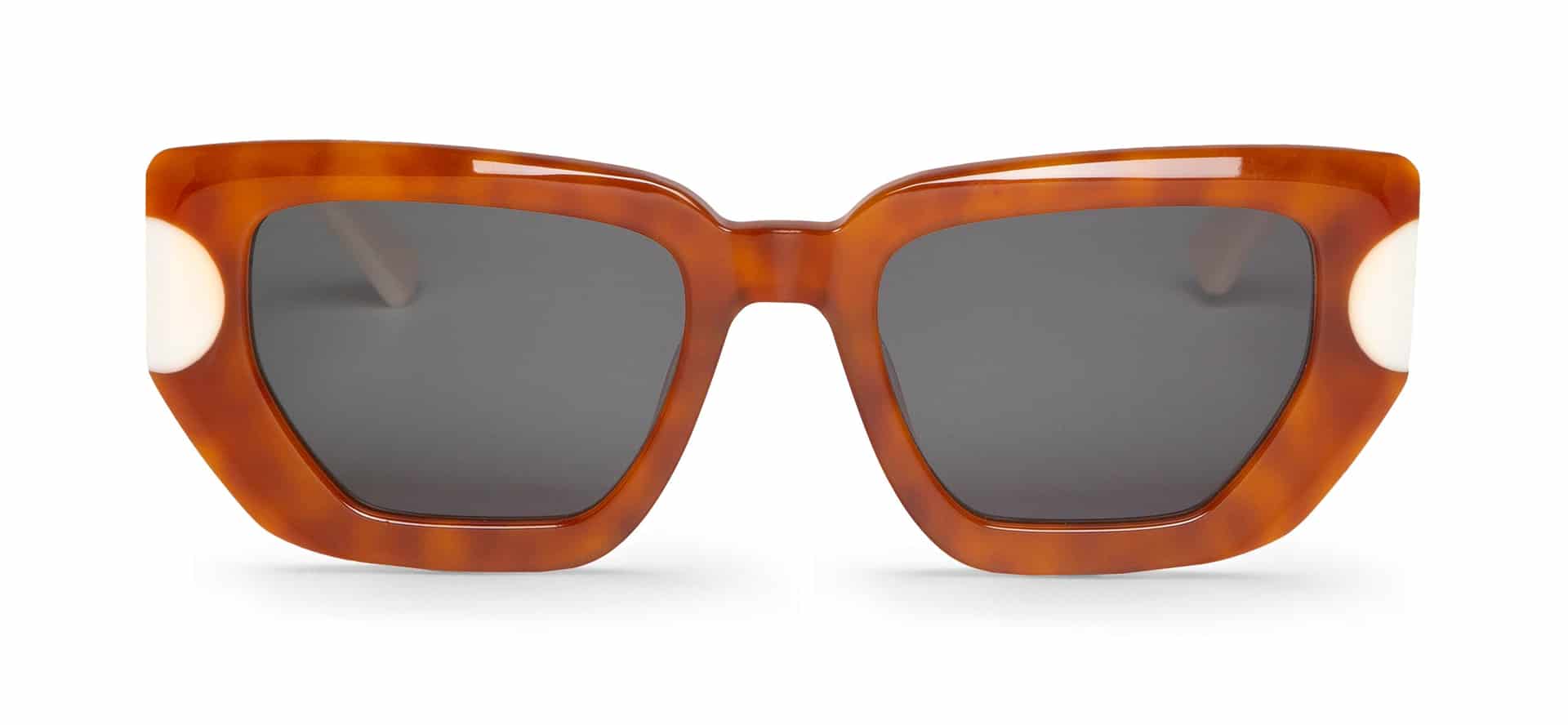 TREAT MADALENA WITH CLASSICAL LENSES - miniatura 1