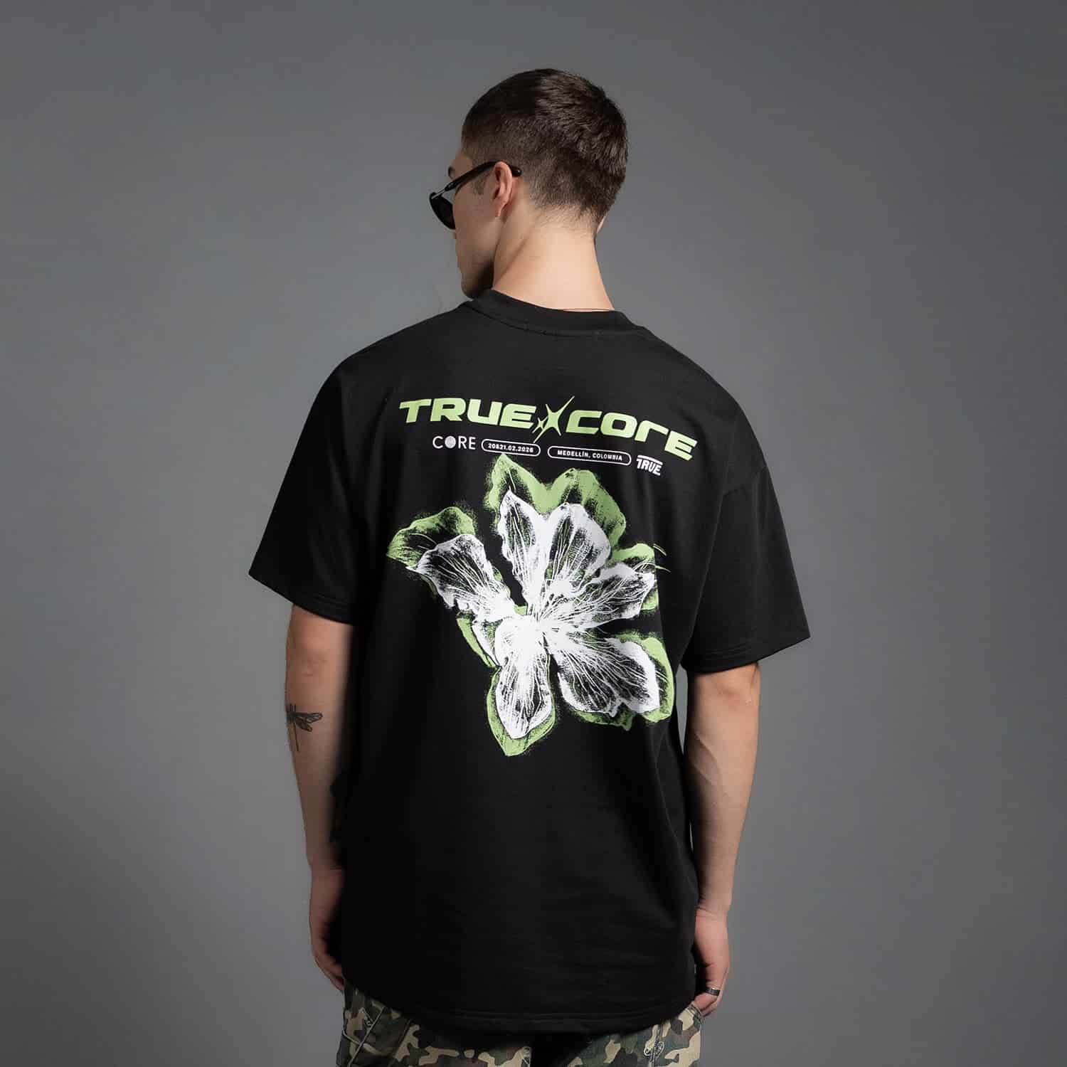Flower Oversized T-Shirt - Black - miniatura 7
