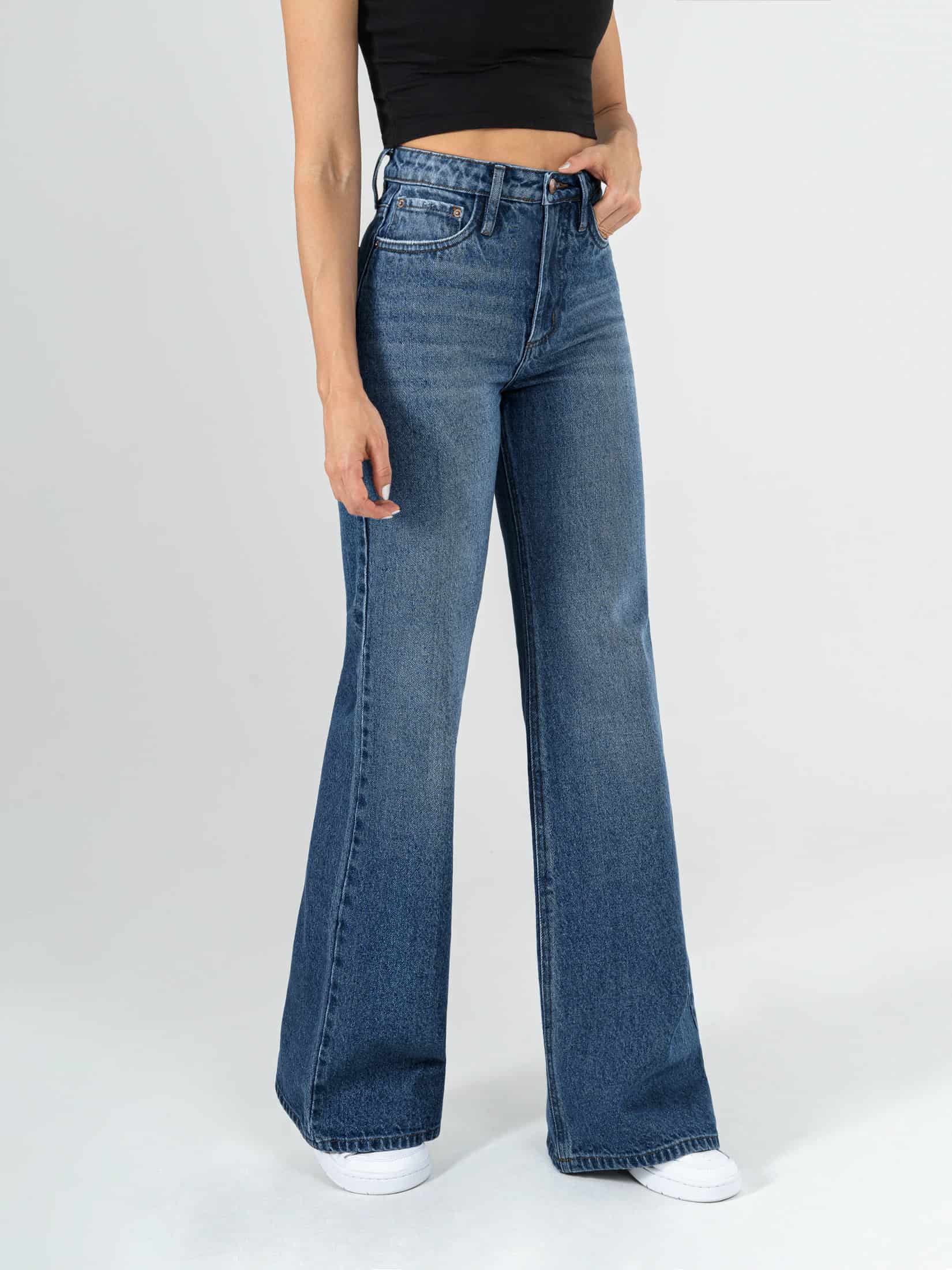 Ref: 064236 Jean Mom Flare, rígido, tiro alto, tono azul medio, diseño cinco bolsillos. - miniatura 3