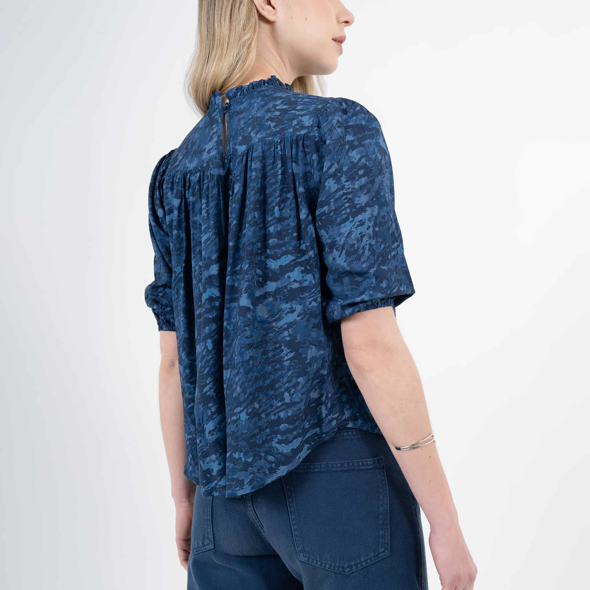 Blusa Cuello Alto Manga Corta - miniatura 5