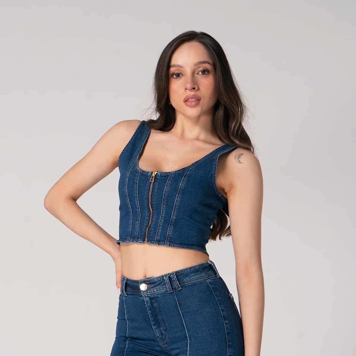 Blusa Crop Top Denim Slim Fava - miniatura 1