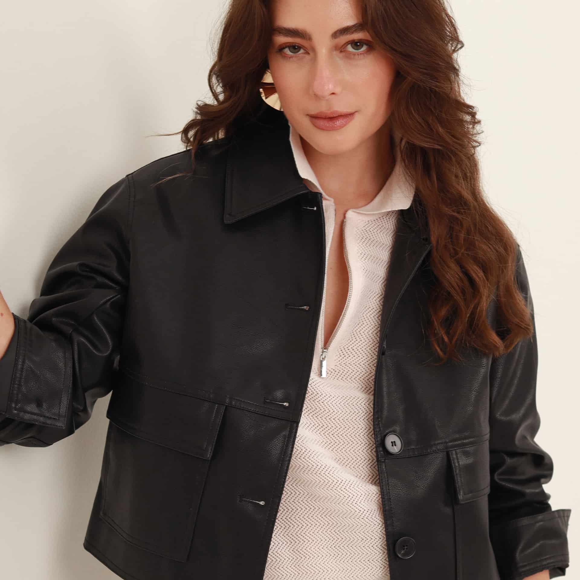 Chaqueta cazadora en cuero sintetico - miniatura 2