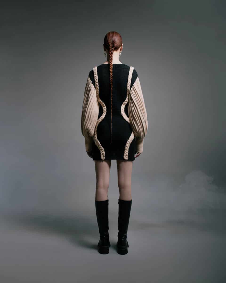MINI WOVEN DRESS WITH WAVY BRAIDS - miniatura 4