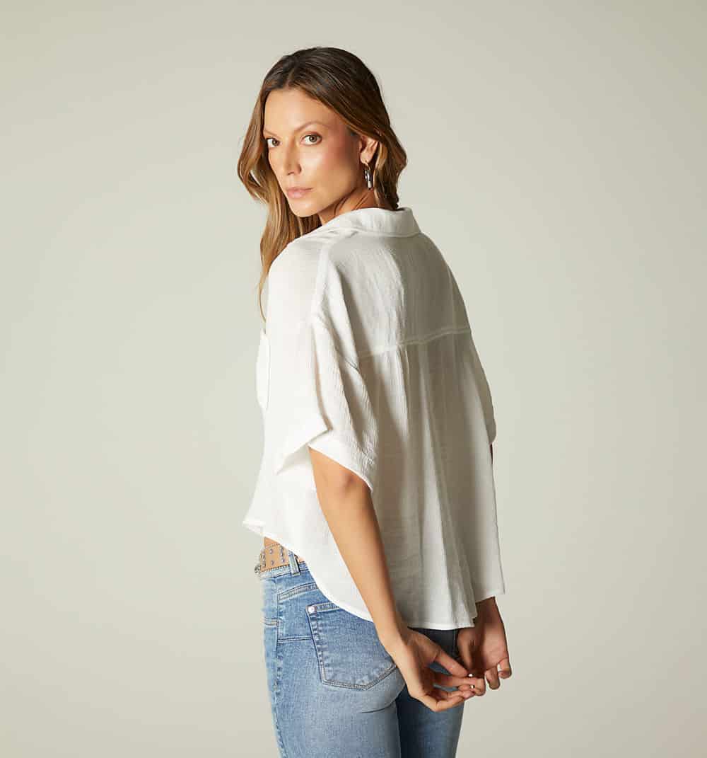 Blusa manga corta y bolsillos - miniatura 12