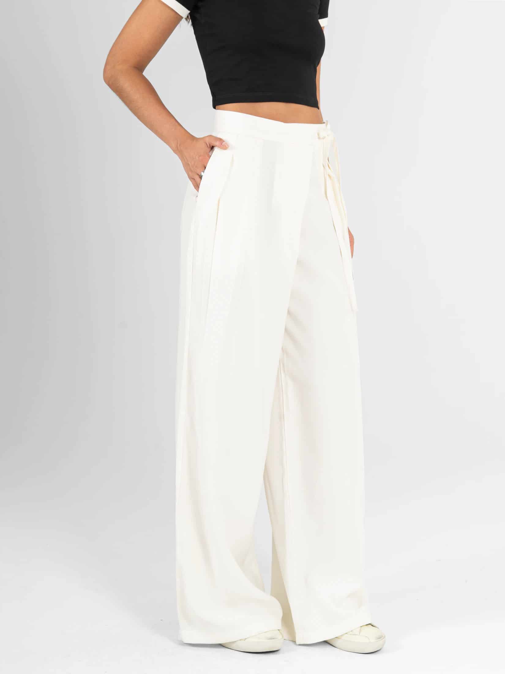 Ref: 0620577 Pantalón palazzo, tejido plano liviano, detalle delantero, tono ivory - miniatura 3
