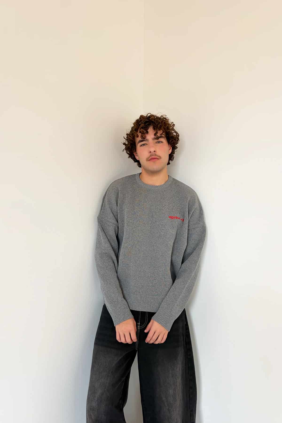 LOGO <3 SWEATER DARK GREY - miniatura 3