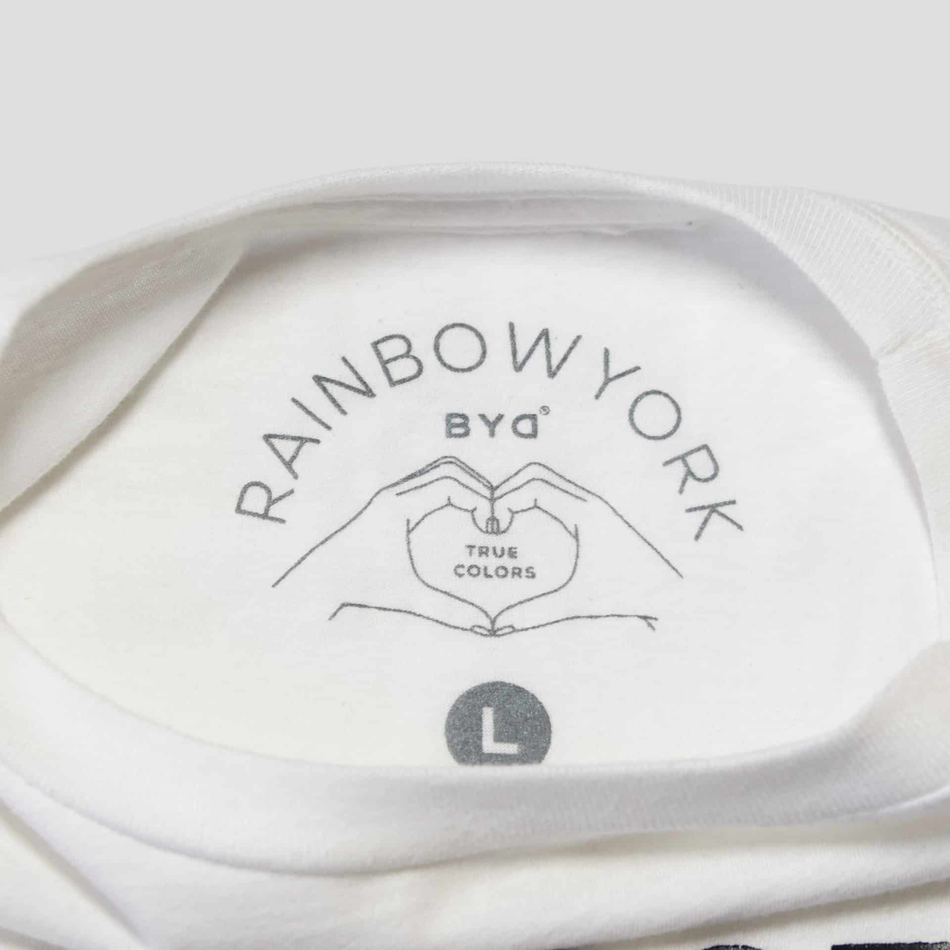 MENOS CLÓSET MÁS RAINBOW T-SHIRT - miniatura 7
