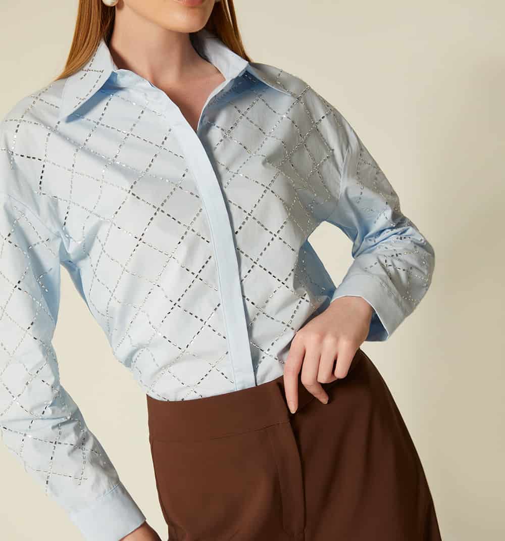 Camisera con detalles brillo - miniatura 9