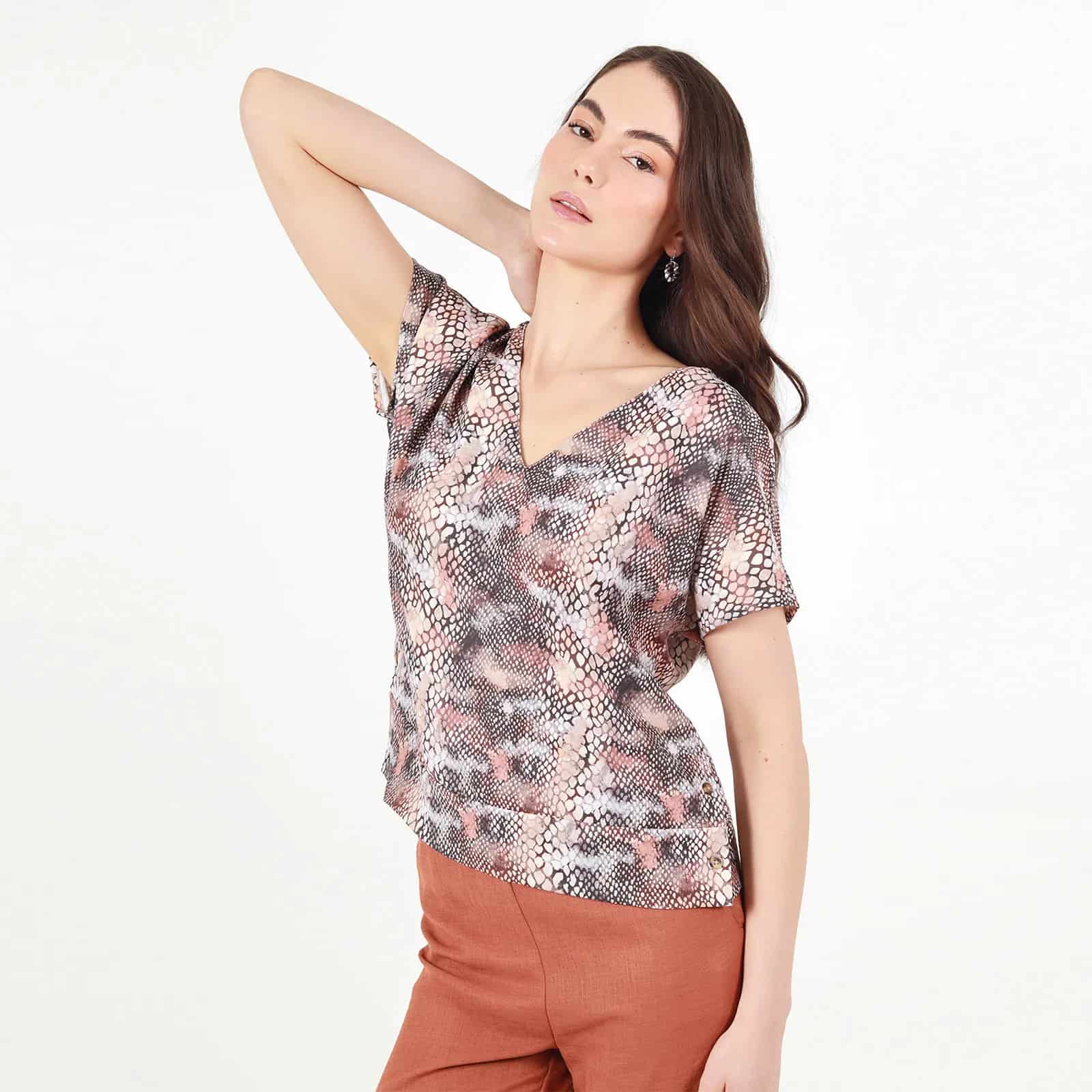 Blusa Cuello V Manga Corta - miniatura 43