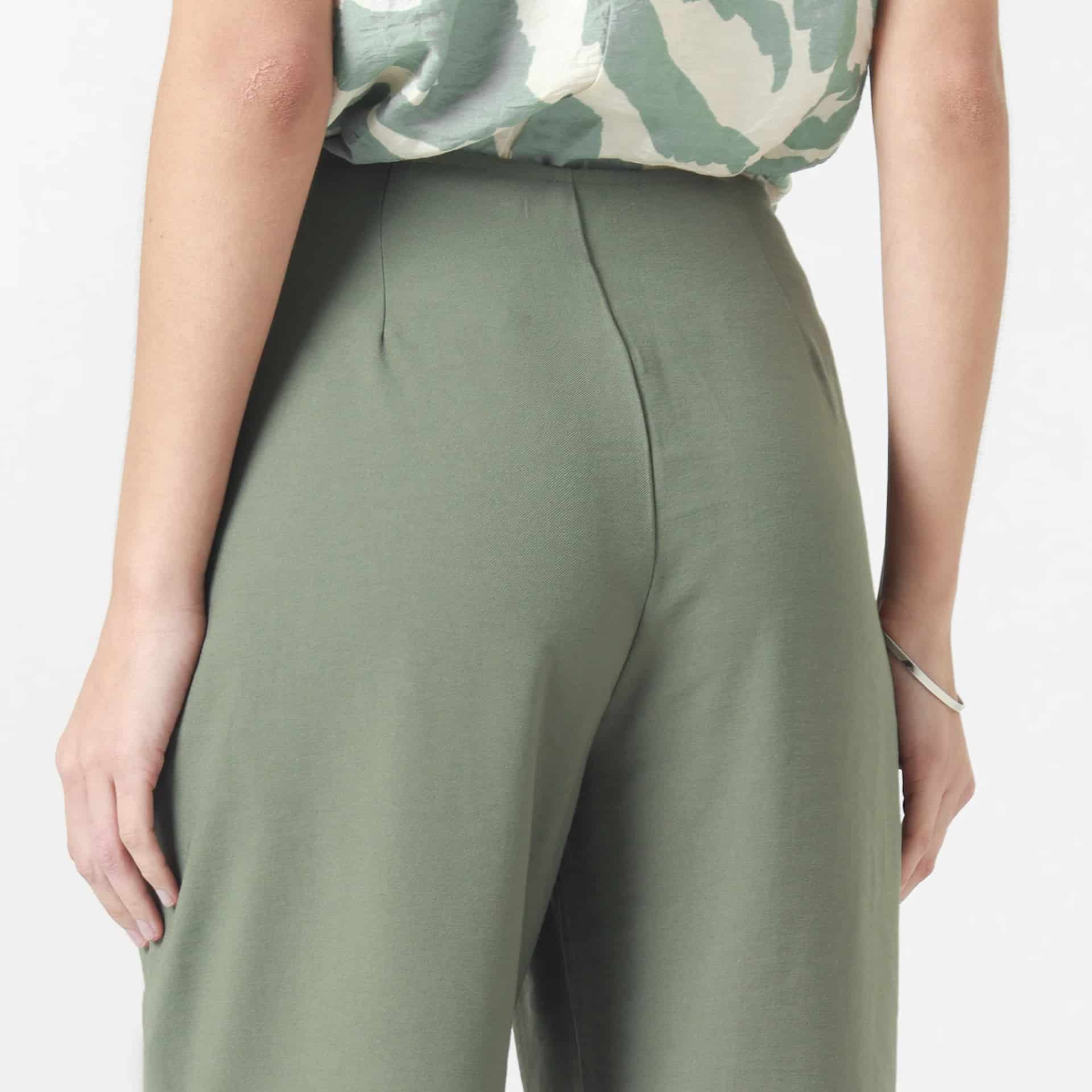 Pantalon Tiro Medio Bota Flare - miniatura 2