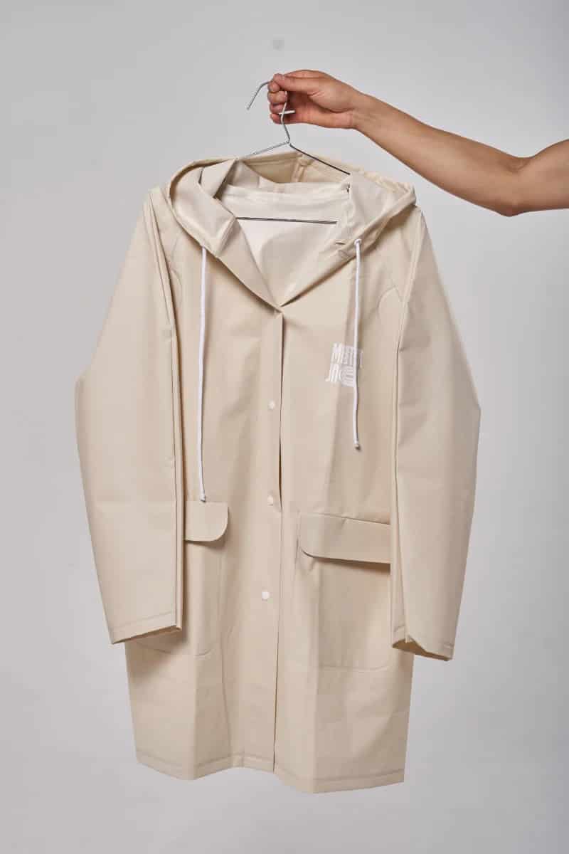 Raincoat Armor Crema Nublado - miniatura 10