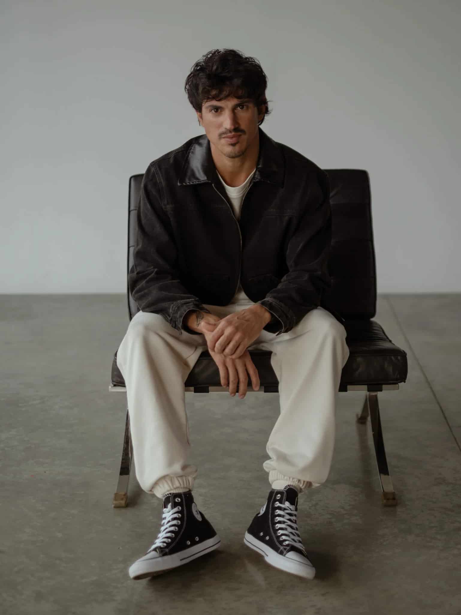 MEN MINIMAL JOGGER - CREAMY - miniatura 3