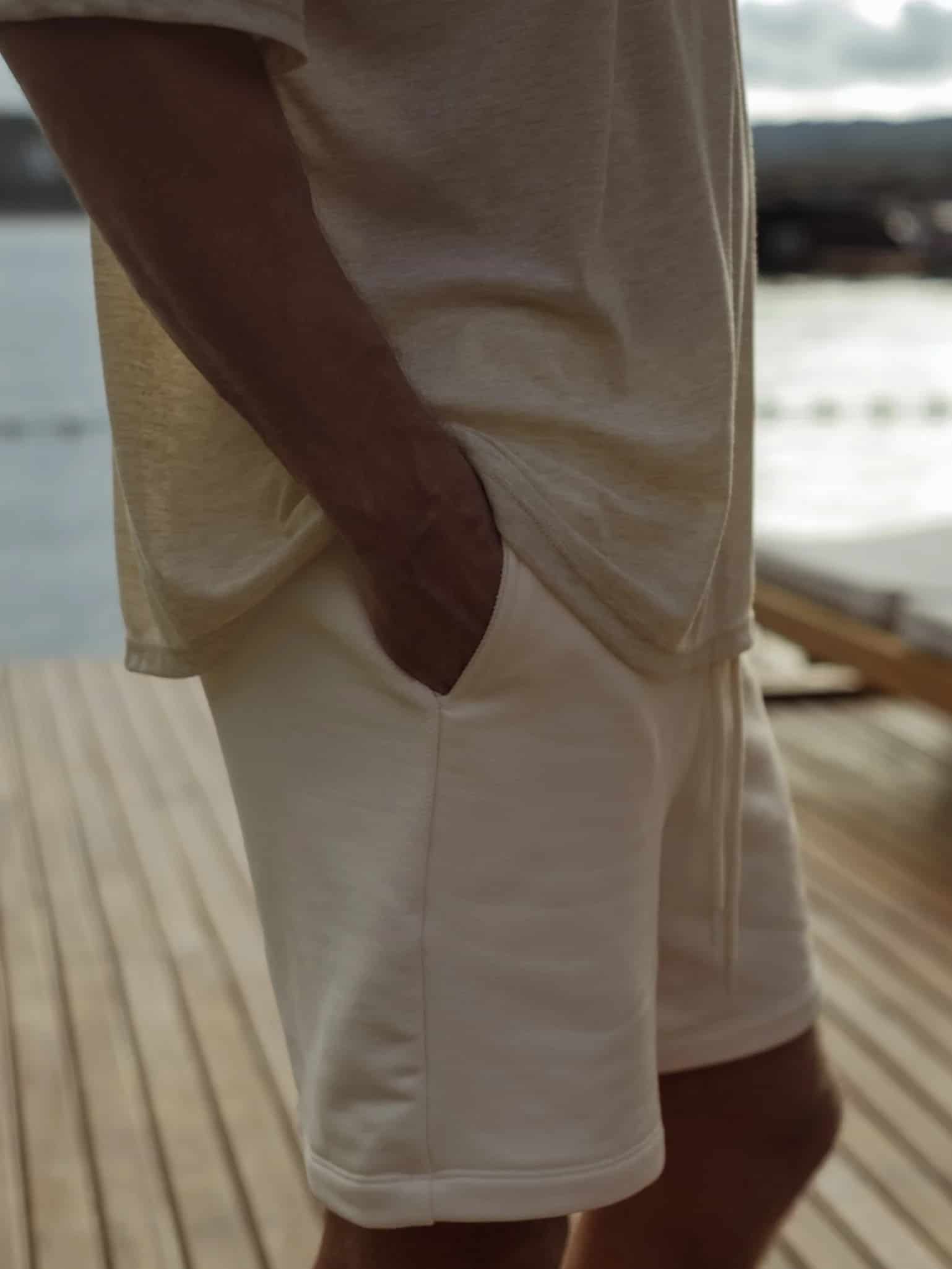 MEN COTTON MINIMAL SHORT - SEA SALT - miniatura 23