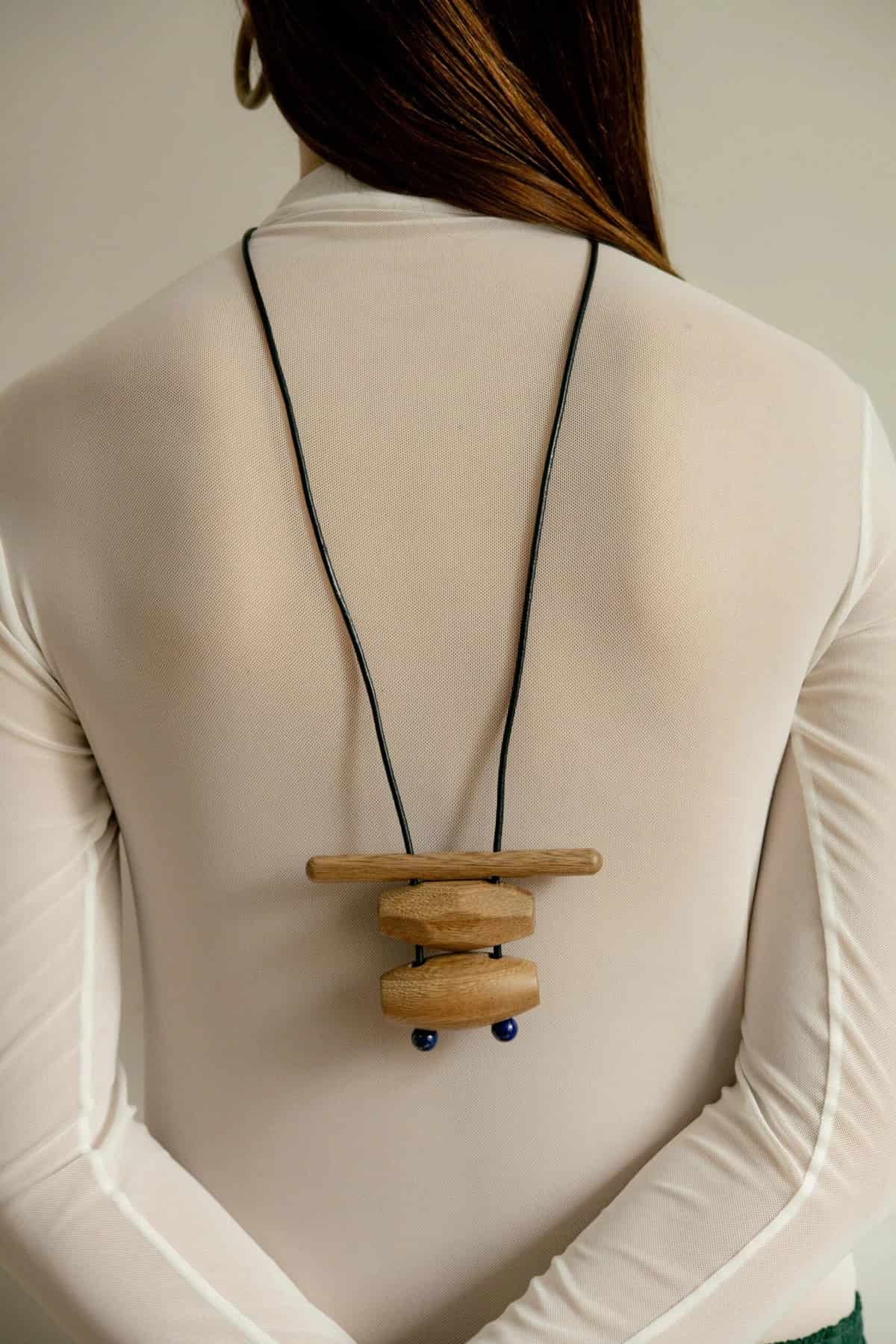 Fang Necklace - miniatura 3
