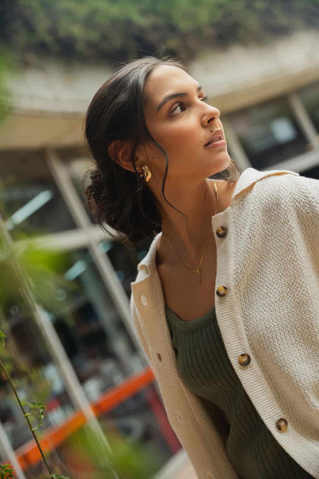 Cardigan Polo Tejido Crema - miniatura 3