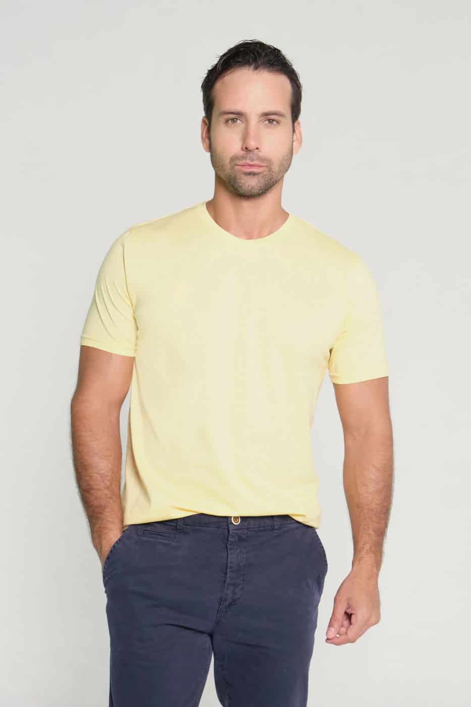 Camiseta T-shirt Amarillo Guinda - miniatura 3