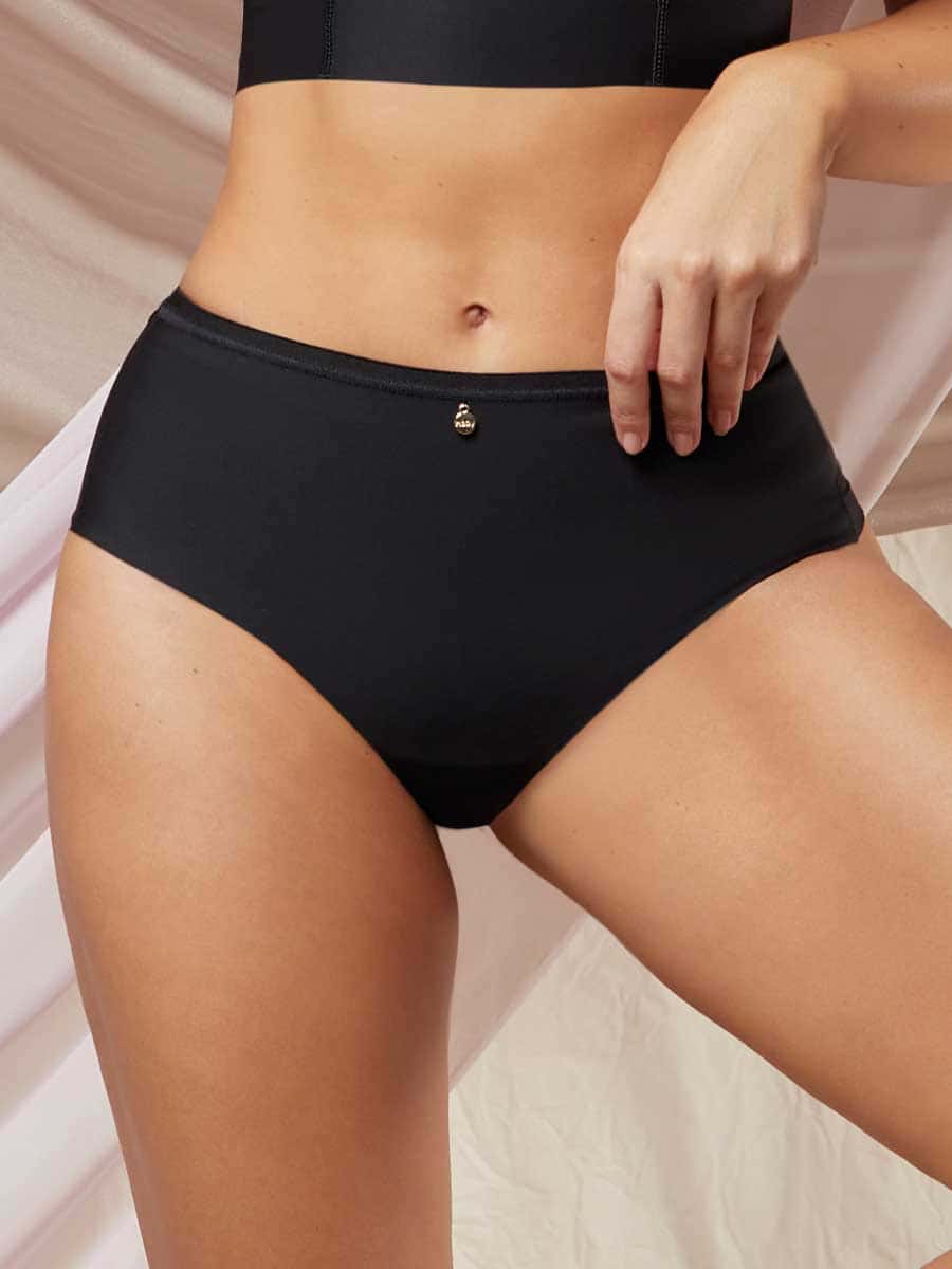 Brasilera Moldeadora Para Mujer Color Negro