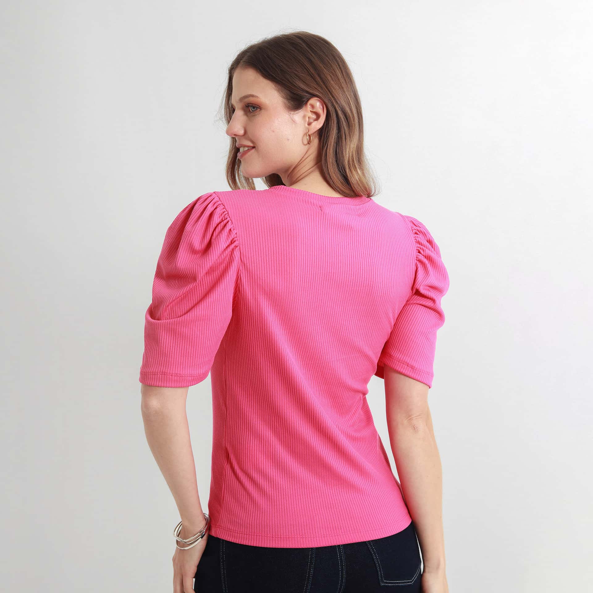 Camiseta Cuello V Manga Corta