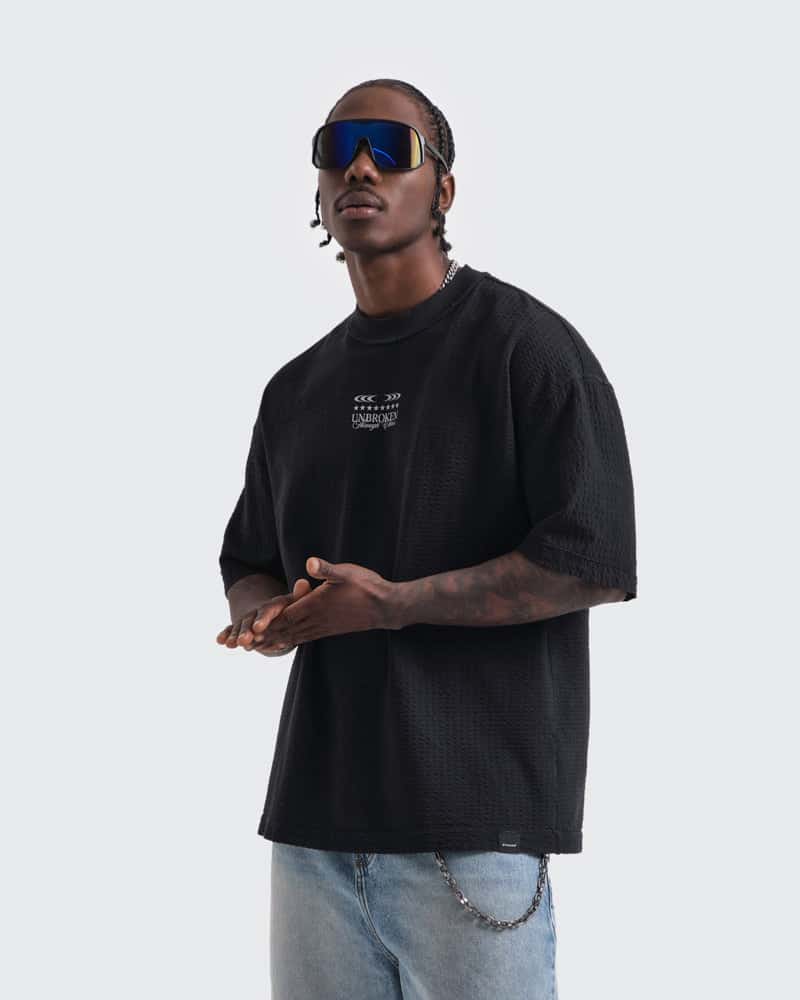 Camiseta Negra Oversize Unbroken - miniatura 3