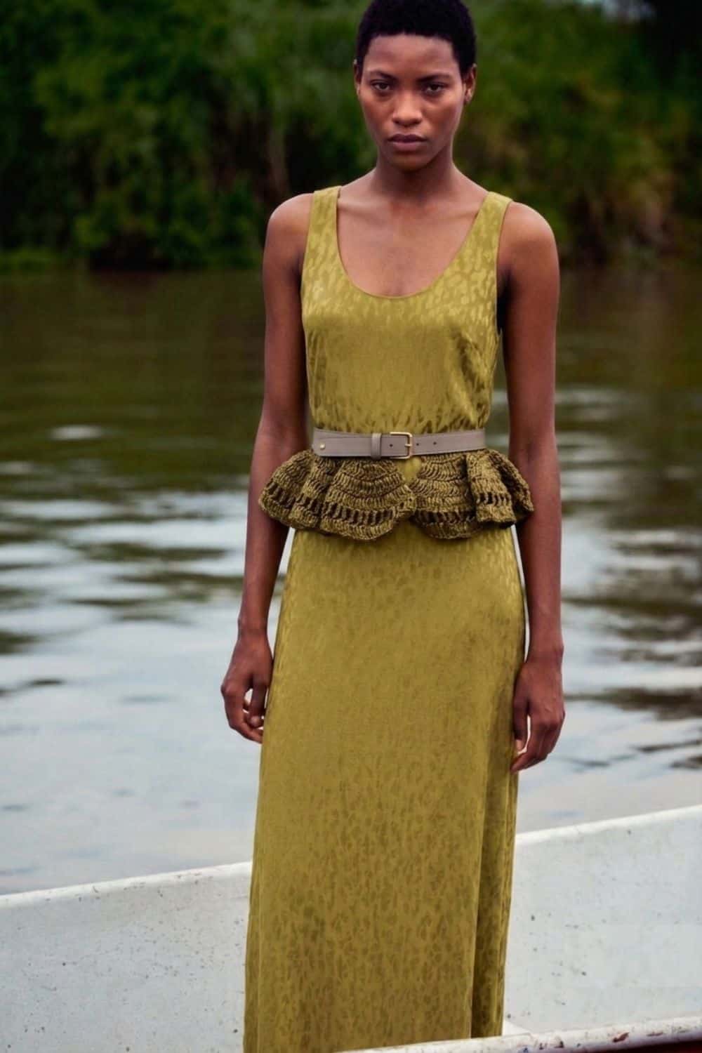 Vestido hojarasca golden lime