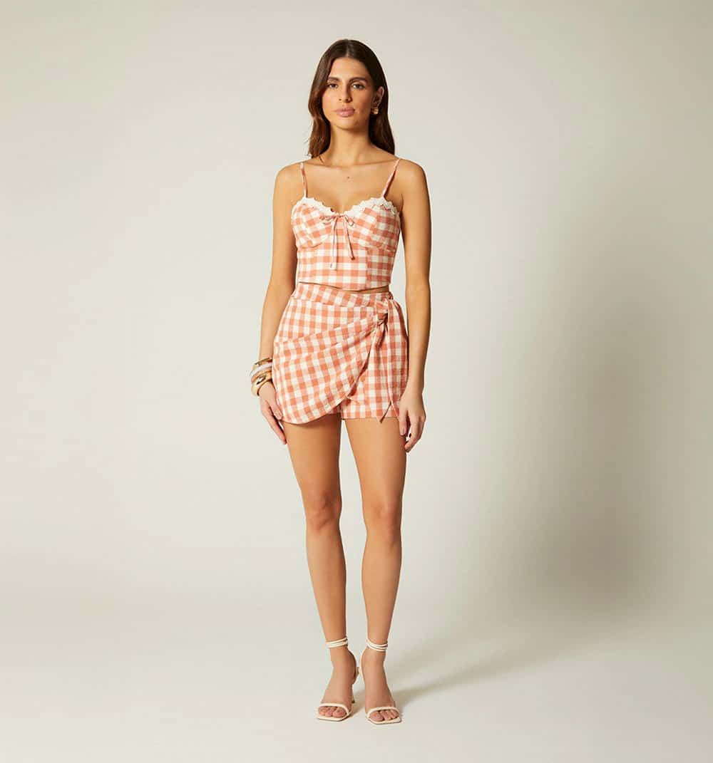 Falda short tiro alto