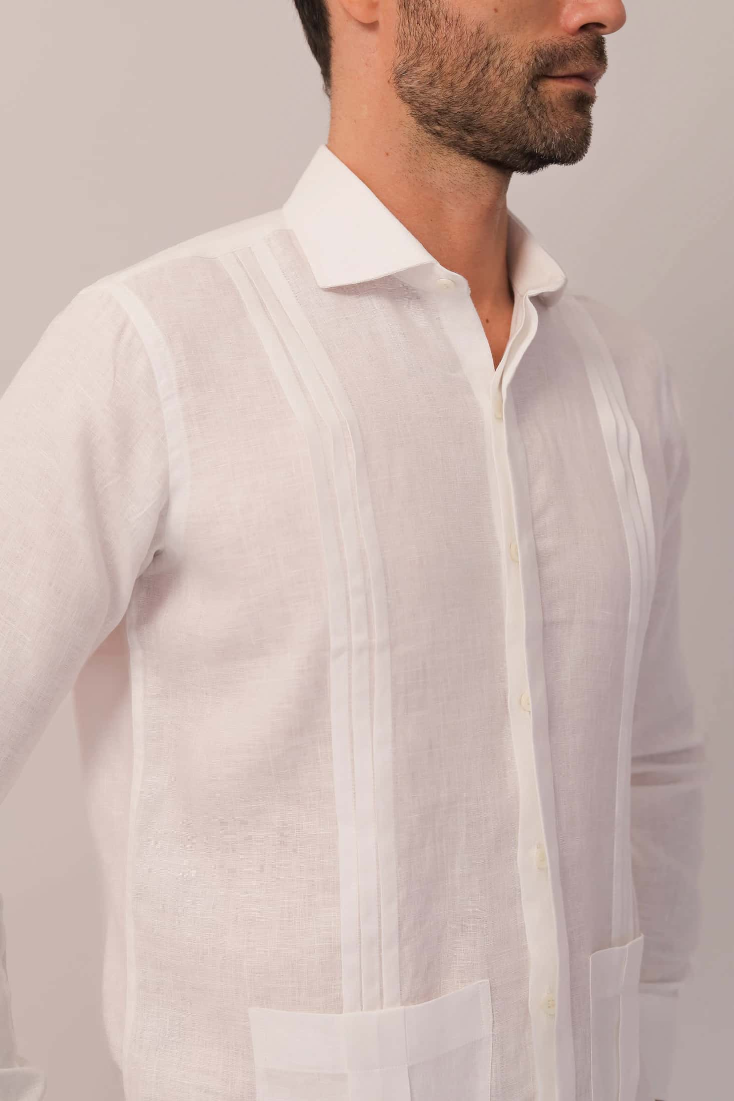 Guayabera Con Pliegues y Bolsillos - Covered Placket - miniatura 2
