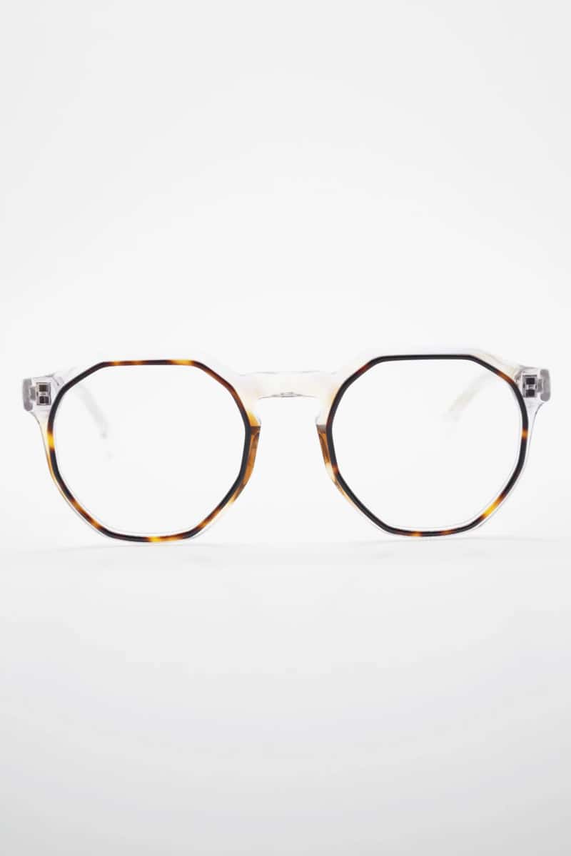 Una prenda de Breathe Eyewear