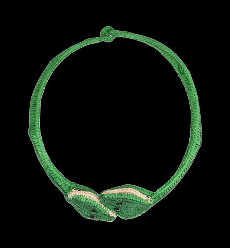 Collar Cobra