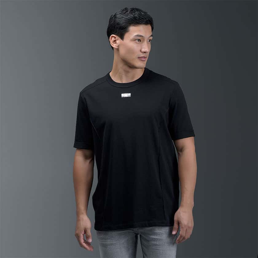 Camiseta Negra