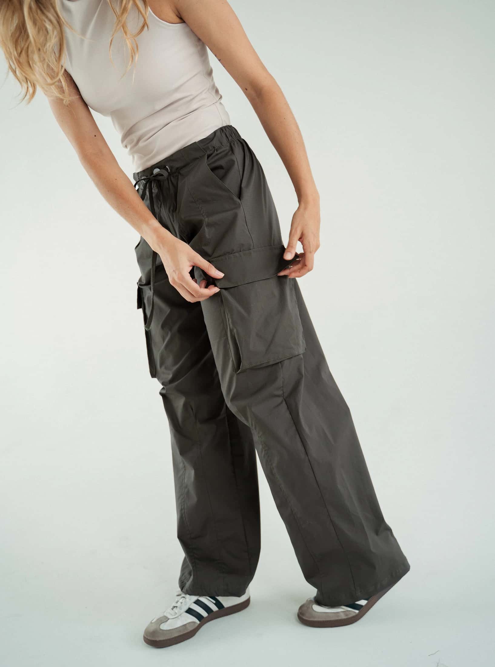 Pantalon Wide Cargo Militar