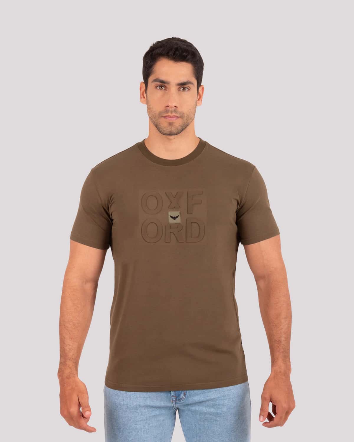 Camiseta verde aplique frontal para hombre