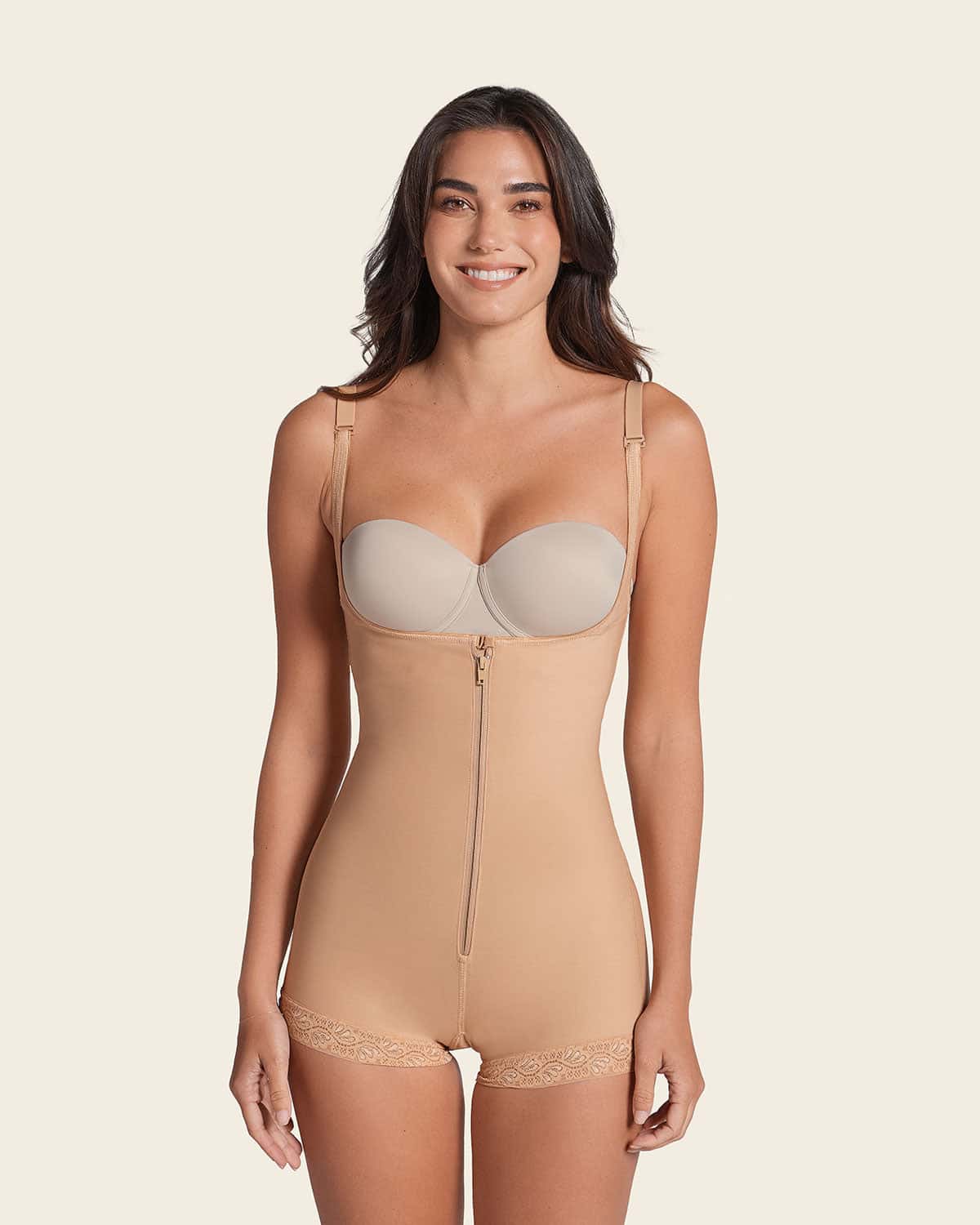 Faja estilo body de control fuerte levanta cola