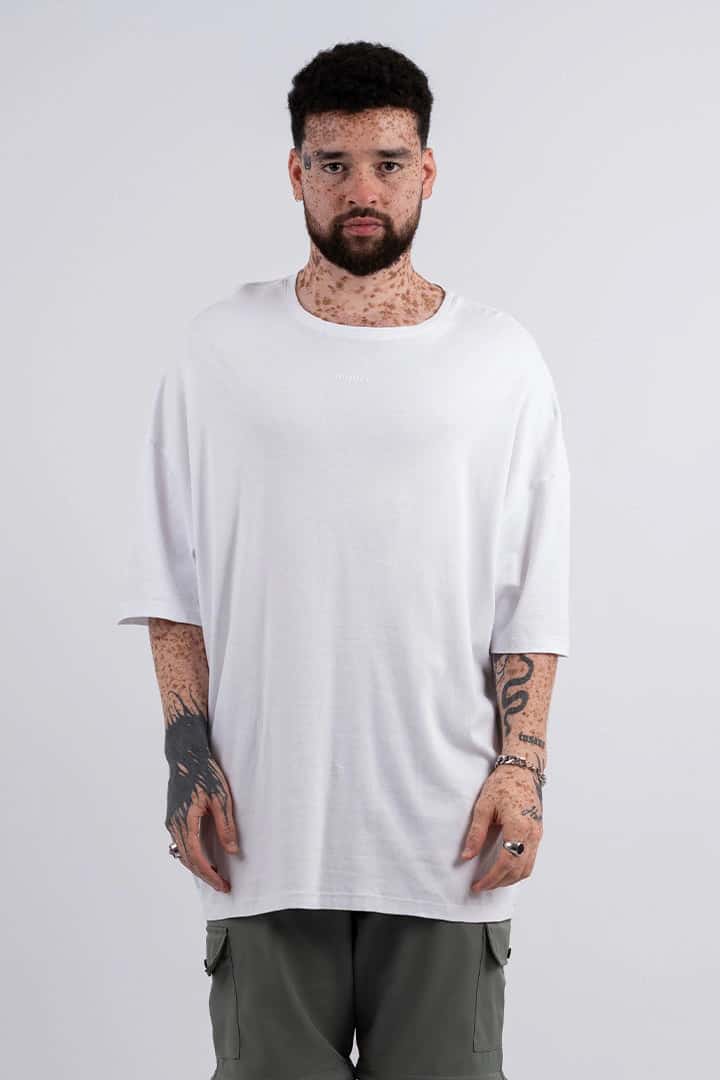 CAMISETA OVERSIZE ESSENTIAL EN ALGODÓN - miniatura 1