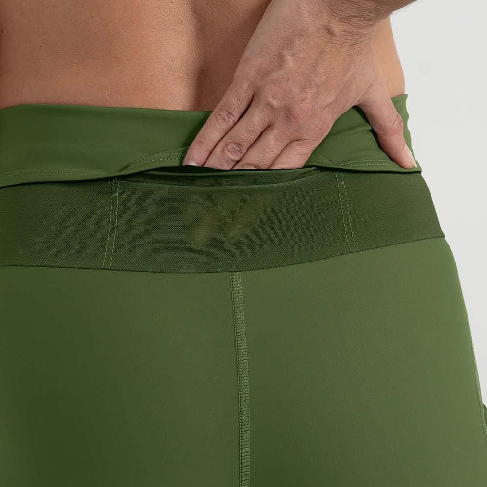 SHORT RUNNING TITÁN 2.0 OLIVA PARA MUJER - miniatura 3