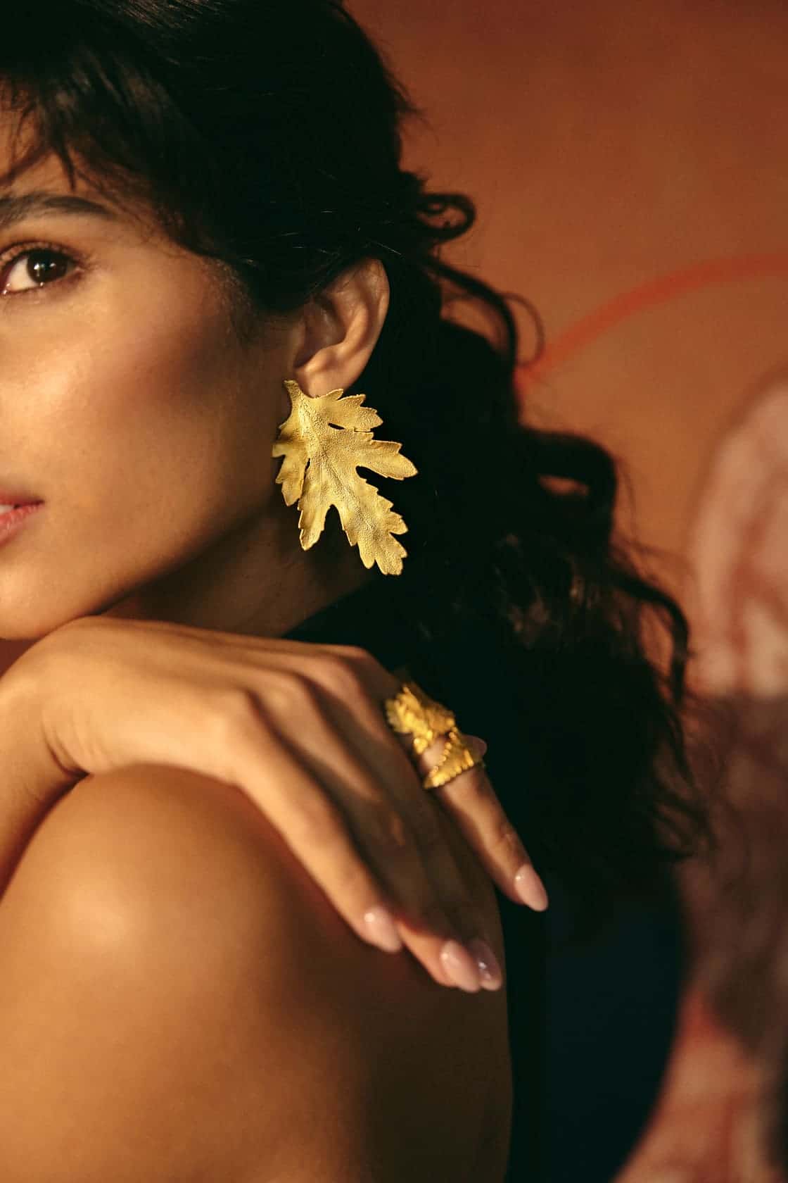 CHRYSANTHEMUS LEAVES EARRINGS