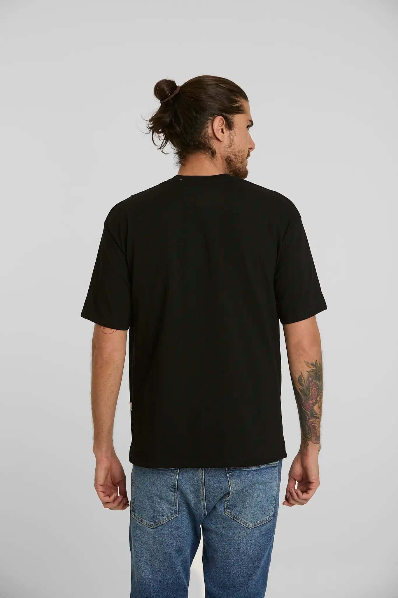 Camiseta básica negra - miniatura 2