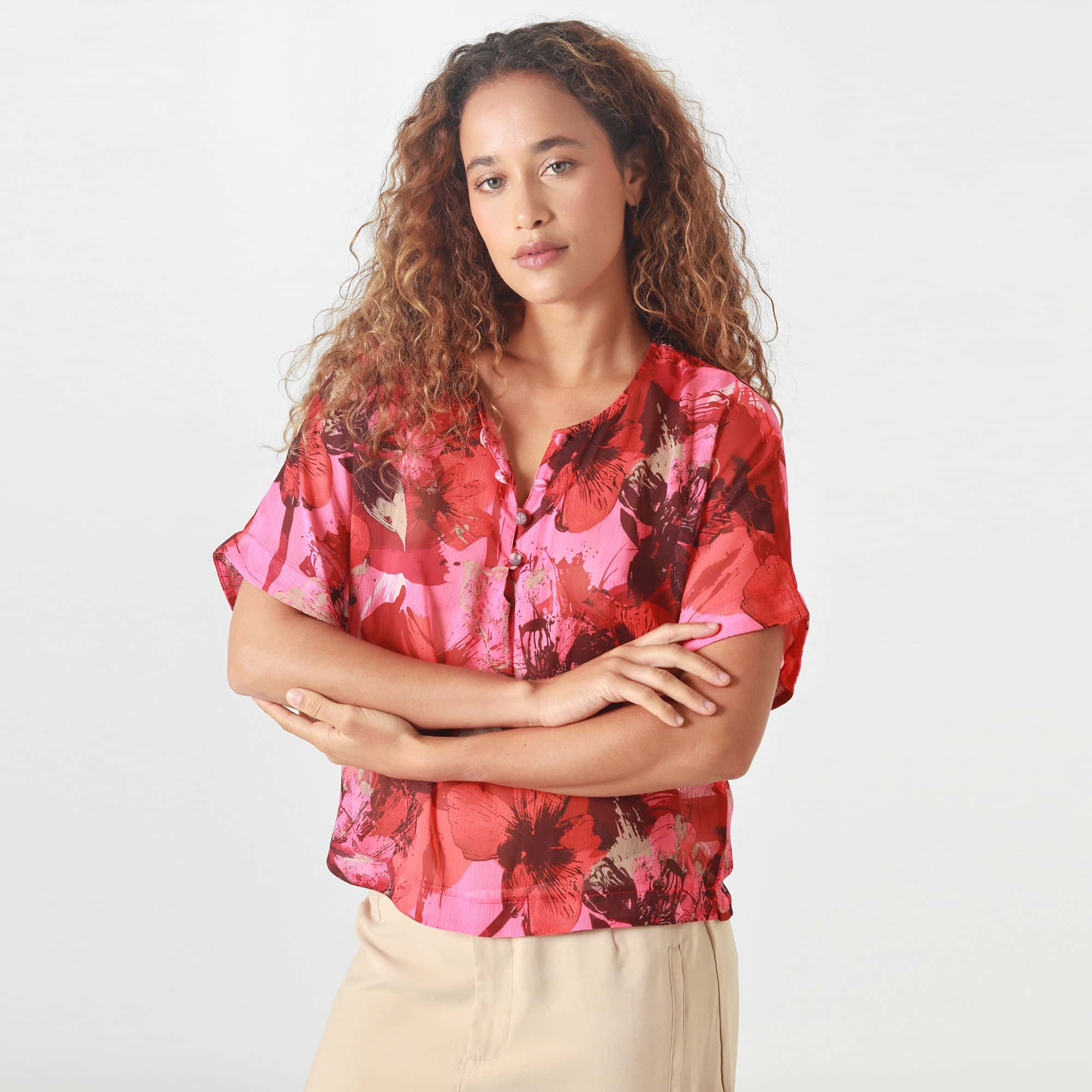Blusa Cuello V Manga Corta