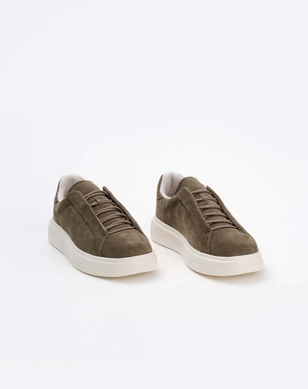 Tenis casuales tipo gamuza gris hombre